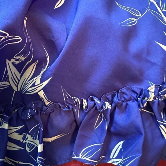 Homemade Hawaiian Mumu size small - narrow at top - beautiful blue - Picture 4 of 6